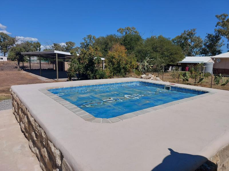 2 Bedroom Property for Sale in Nieuwoudtville Northern Cape